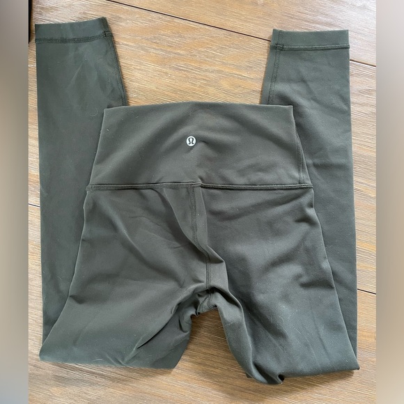 Green lululemon leggings - Picture 2 of 3